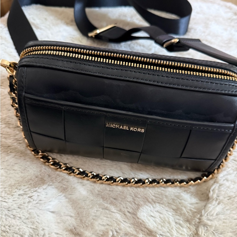 Michael Kors Jet Set Small Leather Barrel Crossbody